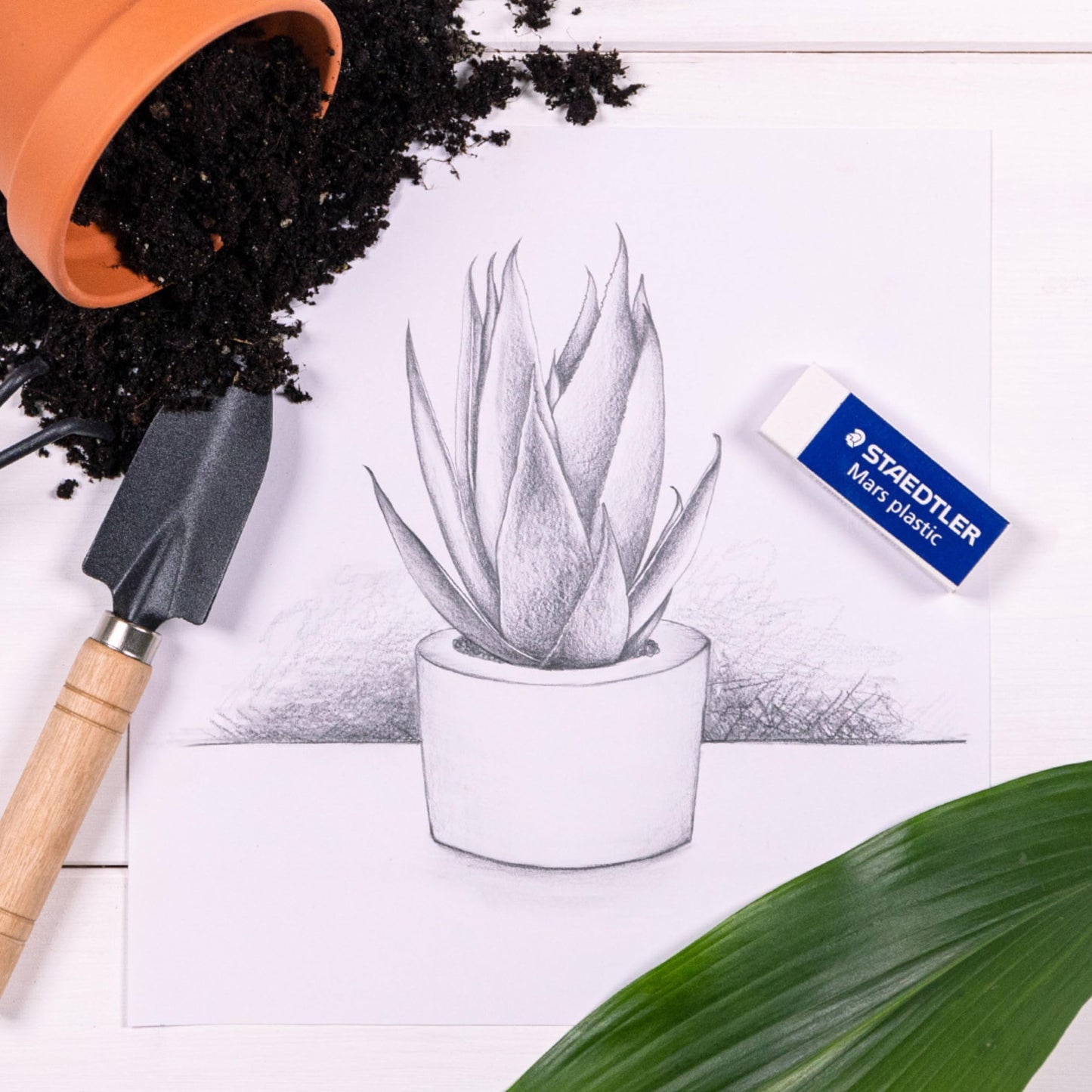 STAEDTLER Mars Plastic Vinyl Erasers (4-Pack), White Erasers for Clean & Precise Results - Latex-Free, Minimal Crumbling, Made in Germany