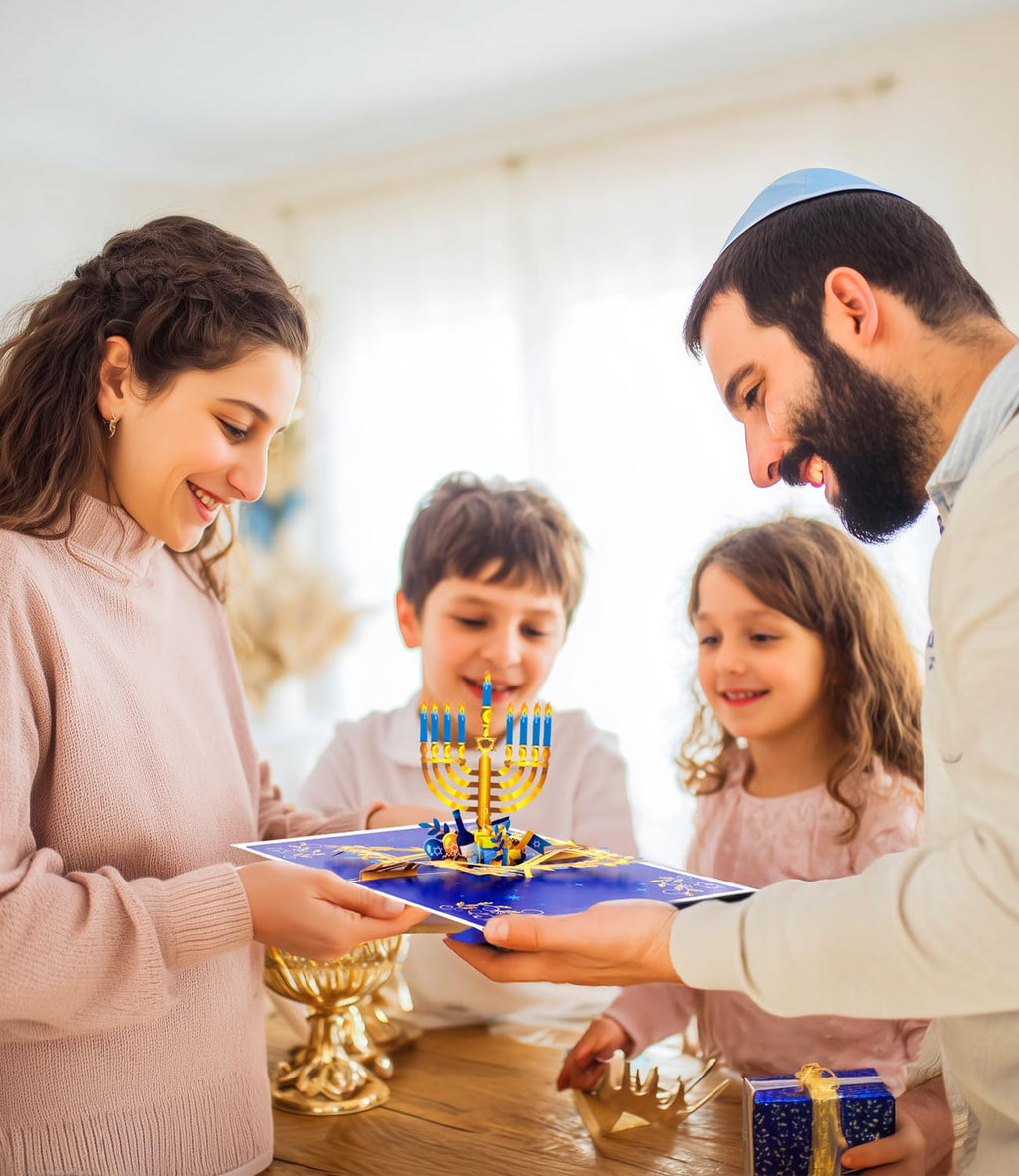 3D Pop Up Hanukkah Greeting Card – Festival of Lights with Candles, Dreidels and Traditional Hanukkah Symbols – Jewish Holiday Card for Family, Friends & Loved Ones, Includes Envelope and Blank Note