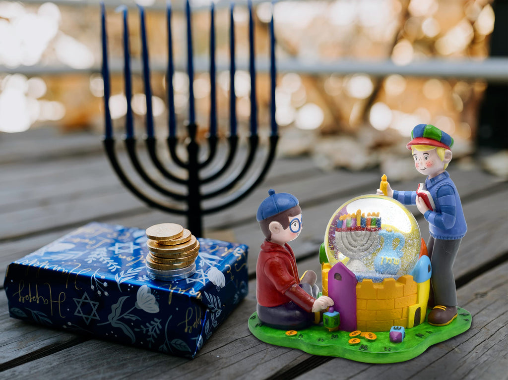 Hanukkah Snow Globe - Hanukkah Decorations for Home - Holiday Snow Globes for Chanukah Decorations - Kids Snow Globe